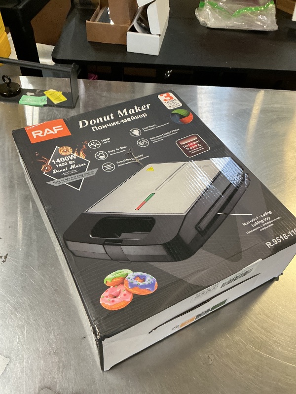 Photo 1 of 12-Hole Mini Donut Maker, Dessert Electric Pancake Pan, 1400W High-Power Baking Children's Cake Machine, Double-Sided Heating Breakfast Maker for Kid-Friendly Breakfast, Snacks, Desserts