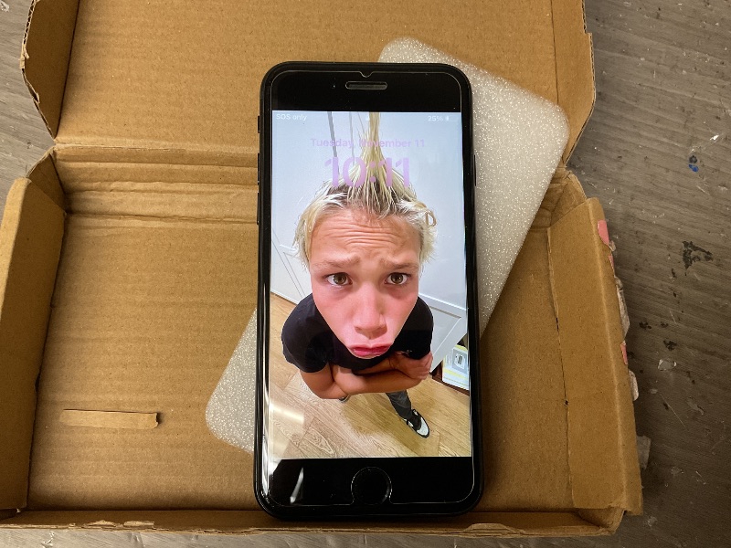 Photo 1 of LOCKED………Apple iPhone SE 3rd Gen, 64GB, Midnight - Unlocked (Renewed Premium)