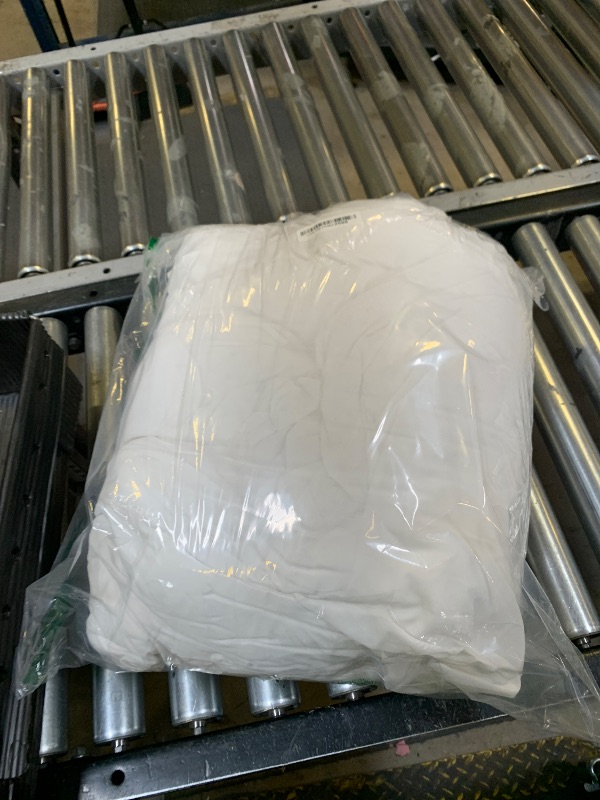 Photo 1 of DWR Luxury Queen Size Down Comforter, 50% Real Down Filled, Ultra-Soft Cotton Blend, Medium Weight for All Season, Hotel Style Duvet Insert with Ties (90x90 Inches, White)