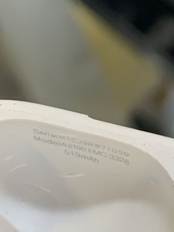 Photo 1 of Apple AirPods Pro - 1st Gen