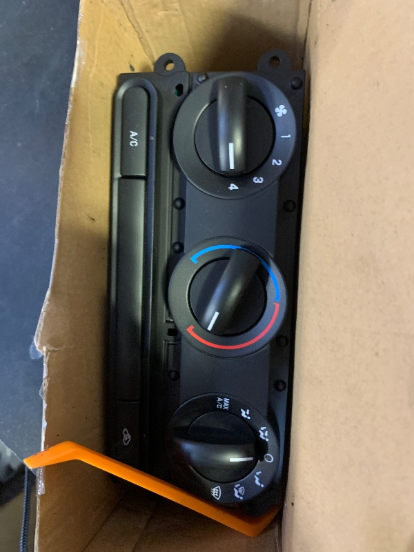 Photo 1 of 599-172 AC Control Panel, HVAC Climate Control Module Fit for 2005 2006 2007 2008 Ford F-150 & Lobo, 599172 Heater Control Module Fit for 2005 2006 2007 2008 Ford F-150 & Lobo Replaces 5L3419980AA