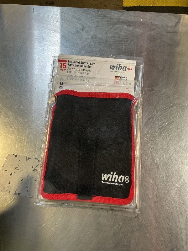 Photo 1 of Wiha 28390 Insulated SlimLine Interchangeable Set Includes Handle with Pouch, 15-Piece