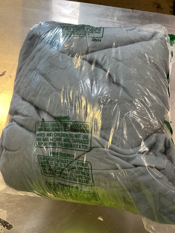 Photo 1 of WDCOZY Blue Oversized California Cal King Size Quilt Bedding Sets with 2 Pillow Shams, Lightweight Soft Bedspread Coverlet Bed Cover for All Season, 3 Pieces, 116x106 inches