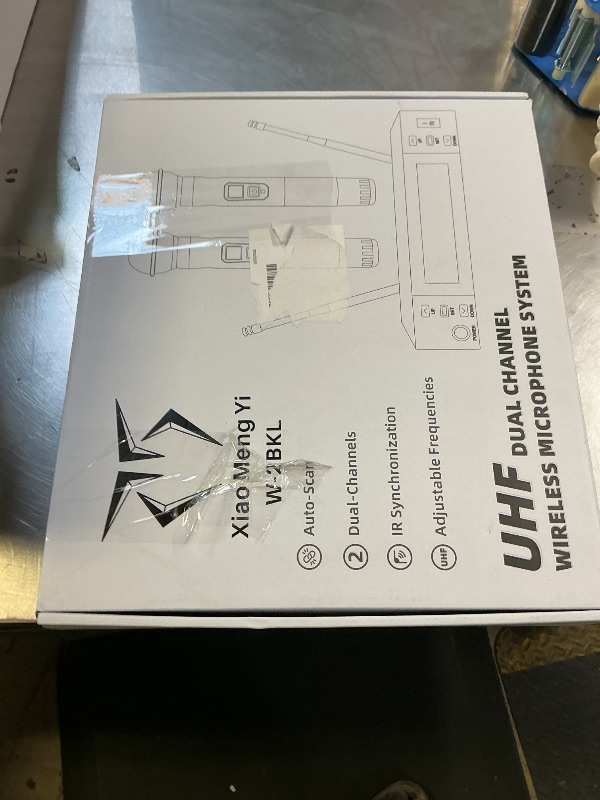 Photo 1 of Xiao Meng Yi Dual Channel Wireless Microphone System, 2 Handheld Dynamic Mic, 200 UHF Frequencies, Auto Scan, 400ft Long Range, Suitable for Singing, Karaoke, Wedding, Performance