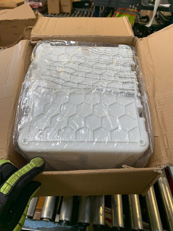 Photo 1 of Windowless Portable Air Conditioners, Swamp Cooler with Oscillation, Evaporative Air Cooler with Remote, 7H Timer, Air Coolers Fan with 3Modes&Speeds for Bedroom Indoor Room (White, 9L)