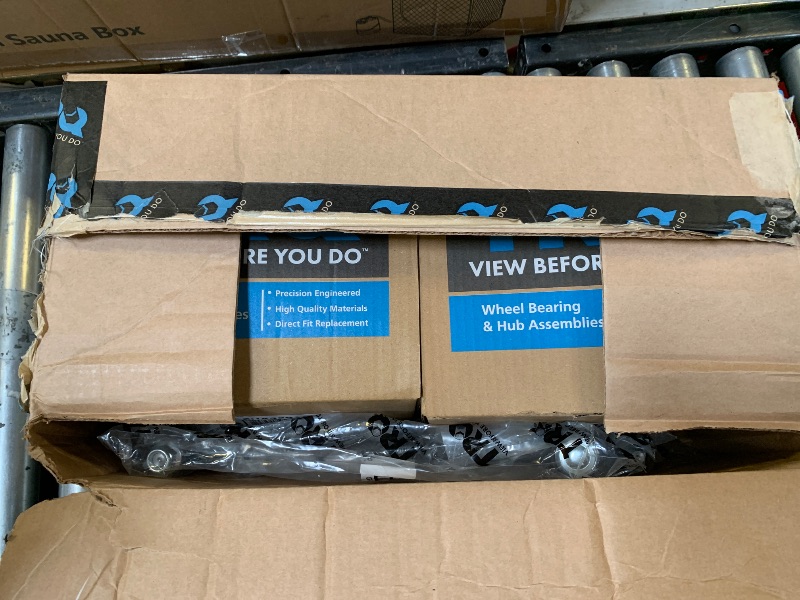 Photo 1 of TRQ 2 Piece Front Wheel Bearing & Hub Assembly Set 4WD Compatible with 2000-2002 Ford Excursion 1999-2004 F-250 Super Duty F-350 Super Duty