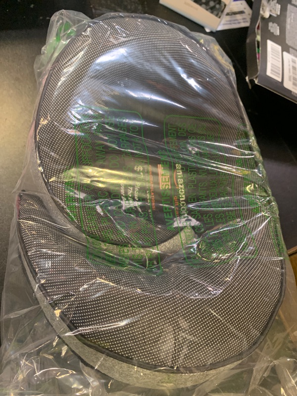 Photo 1 of Neck pillow