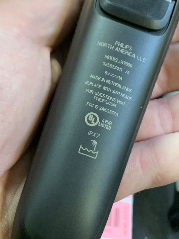 Photo 1 of Philips Norelco Shaver i9000, Wet & Dry Electric Shaver, Ink Black, SenseIQ Technology, Triple Lift & Cut System, 360 Rotating Dual SteelPrecision Precision Blades, Nose Trimmer, Model X9000/90