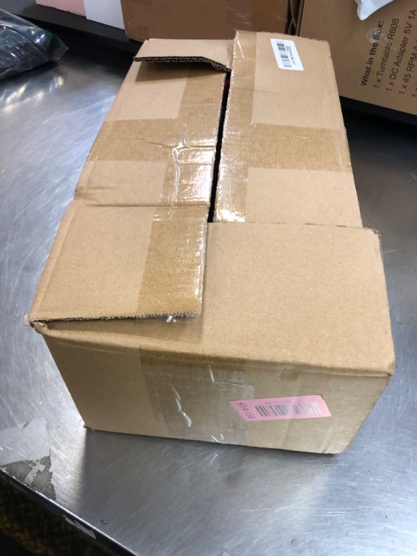 Photo 1 of InnoGear 50 Pcs Red Roses Artificial Flowers, Fake Velvet Silk Rose Bulk Faux Flower for Decoration DIY Wedding Centerpieces Proposal Bridal Bouquets Shower Party Home Floral Decor (50, Red)