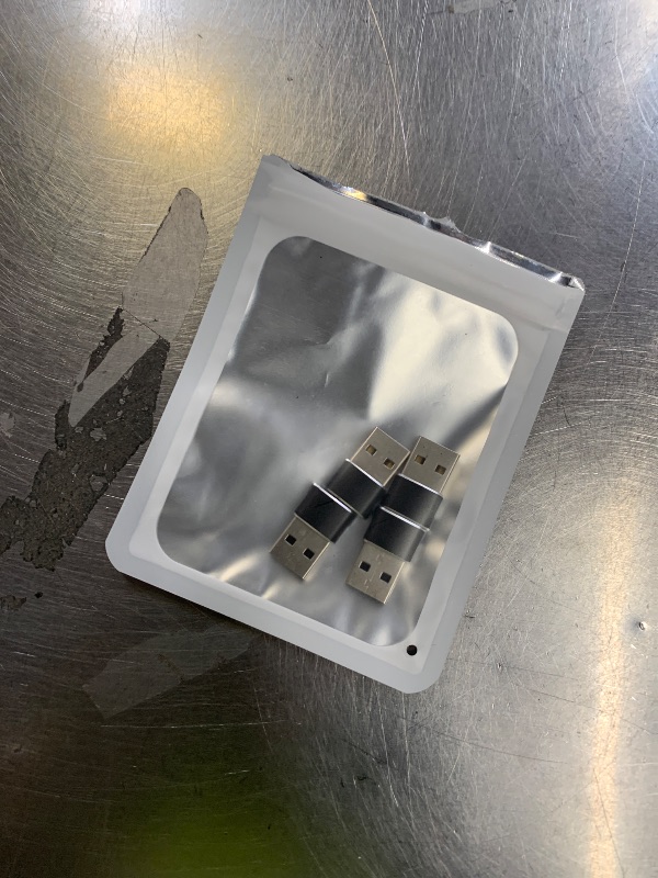 Photo 1 of ????? ???????? USB to USB C Adapter,Type-C Female to A Male Charger Converter for iPhone 17 Charger,iWatch Ultra SE 9 10,iPhone 17 Pro Max 16 15 14,Samsung S25,AirPods,iPad,Car,Xbox