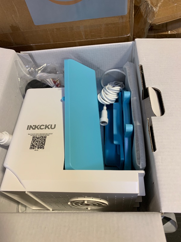 Photo 1 of Smart Bird Feeder with Camera, Solar Powered WiFi WildBird Watching Camera with AI Bird Recognition, 2K Auto Capture, Vicohome App Alerts, Outdoor Garden Decor Gift for Dad Mom BirdLovers (Blue)