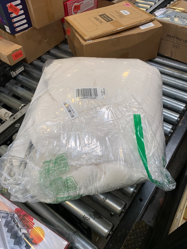 Photo 1 of Eydna Electric Heated Blanket Queen Size 84"×90" Dual Control, 9 Heating Settings & 1-10Hs Auto Off, Overheat Protect, Double-Sided Plush Sherpa, for Couch & Bed, Machine Washable White