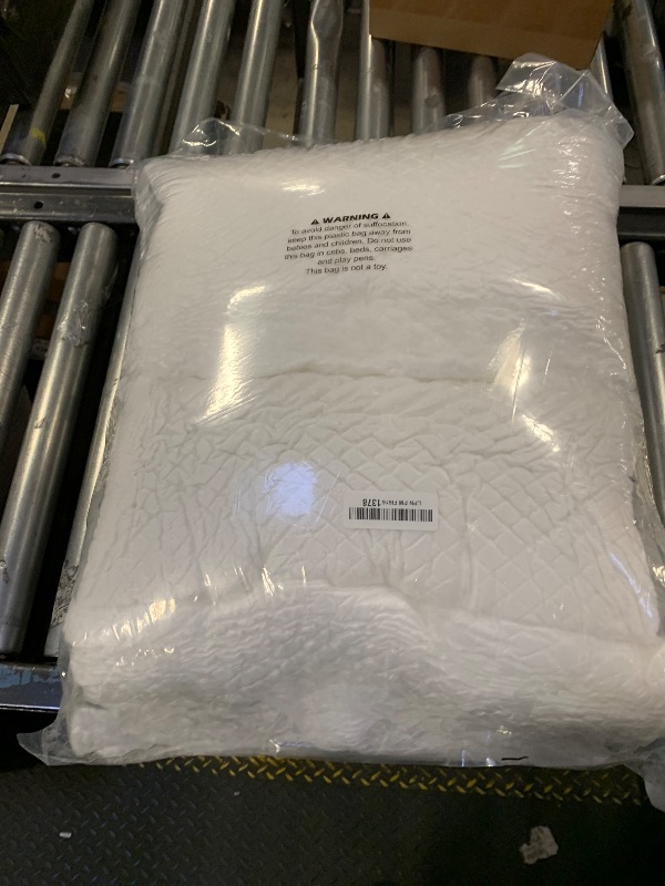 Photo 1 of Yojoker 4PCS Orthopedic Bed Wedge Pillow Set for Sleeping, Post Surgery Foam Pillow for Body, Back and Leg Pain Relief, Triangle Adjustable Support Pillow - Acid Reflux, Anti Snoring & GERD Sleeping