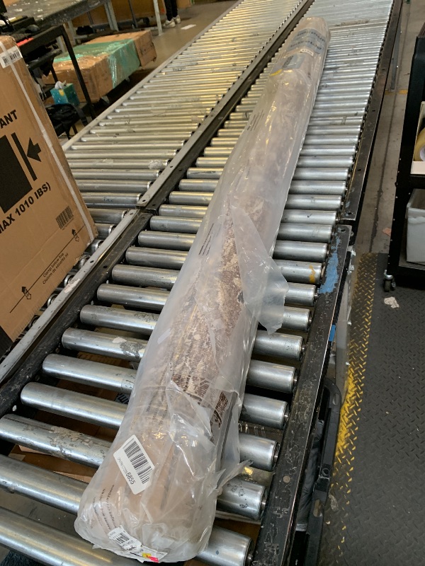 Photo 1 of Area Rug 7ft x 9 ft