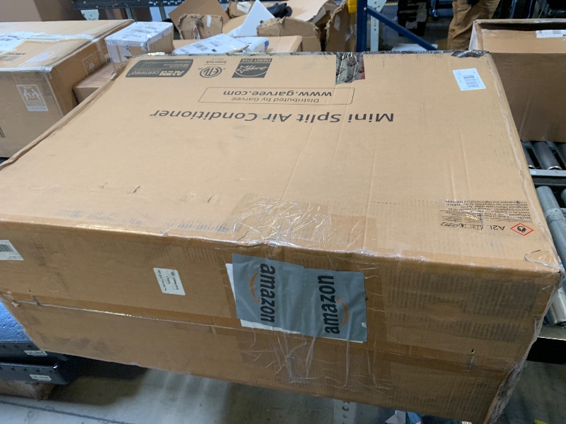 Photo 1 of Garvee 9000 BTU 18.5 SEER 2 230V~ Mini Split AC/Heating System With WiFi, Suitable for 450+ Sq. Ft