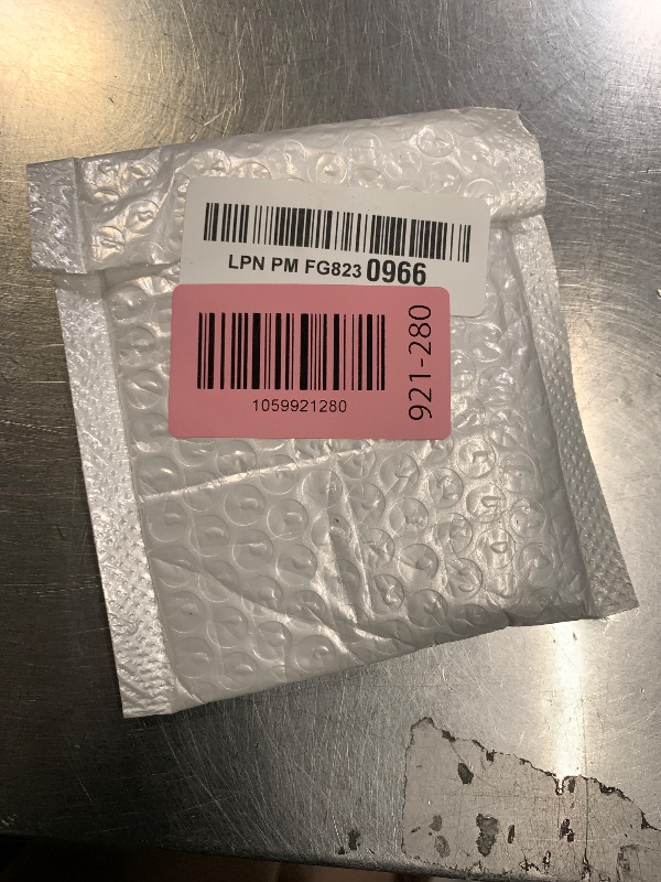 Photo 1 of [A*pple MFi Certified] Lightning to USB C Adapter Audio Headphone ,PD Fast Charging USB Type C Male to Lightning Female Earphone Converter Data Transfer Compatible with i-Phone 17/16/16Pro/15