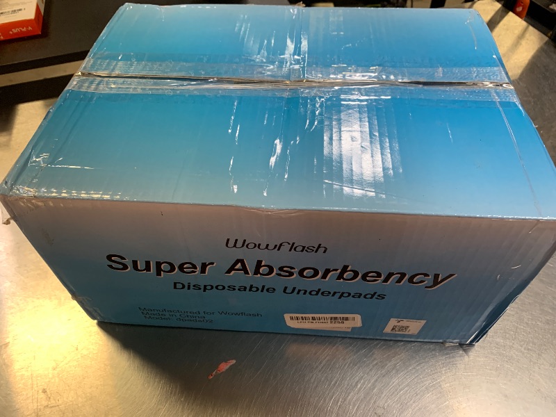 Photo 1 of 100 Count 22” x 22” Super Absorbency Disposable Underpads, Leakproof Quick Drying Disposable Pads for Baby, Puppy and Adults, Puppy Pads, Cat Pee Pads for Dogs, Potty Puppy Training Pads