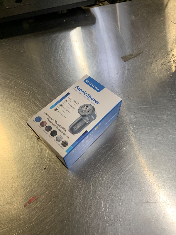 Photo 1 of BEAUTURAL Fabric Shaver and Lint Remover, Sweater Defuzzer with 2-Speeds, 2 Replaceable Stainless Steel Blades, Battery Operated, Remove Clothes Fuzz, Lint Balls, Pills, Bobbles Gray