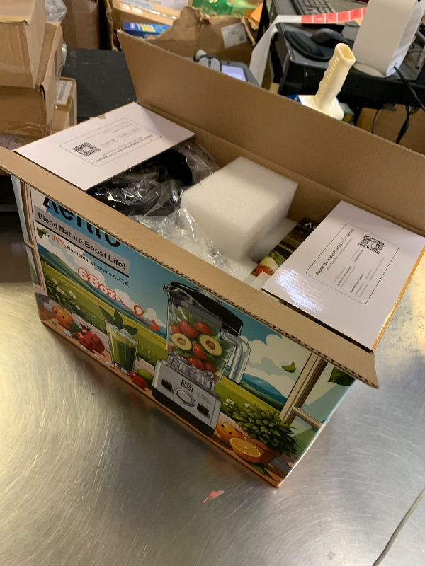 Photo 1 of Aeitto Blenders for Kitchen with 68Oz. Jar, 1800W Max Power Smoothie Blender, 3 Preset Programs & 7 Speeds, Professional Countertop Blender for Smoothies, Ice Crush, Frozen Drinks, Silver