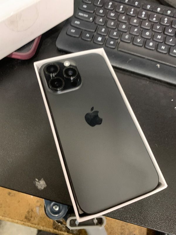 Photo 1 of Apple iPhone 16 Pro Max, US Version, 256GB, Black Titanium - Unlocked (Renewed)