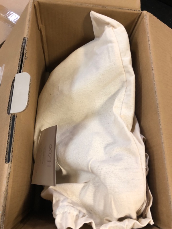 Photo 1 of Hizoo Pillow Type Neck Massager