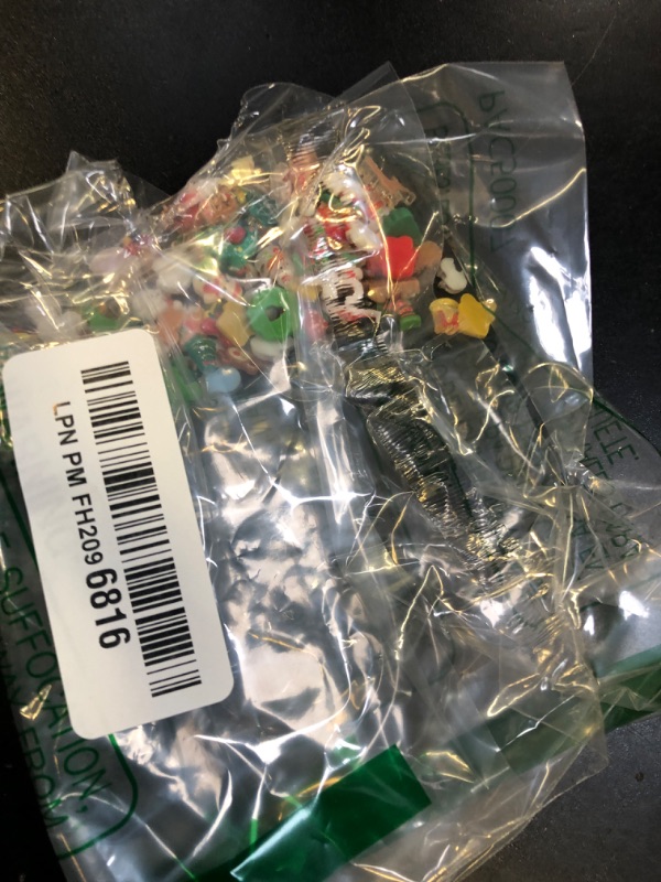 Photo 1 of 100Pcs Christmas Nail Charms Bulk, 3D Resin Gingerbread Snowflake for Nails Jewely, Cute Santa Claus Christmas Nail Accessories, Cartoon Xmas Tree Flatback Charms for Nails Winter Holiday Decorations