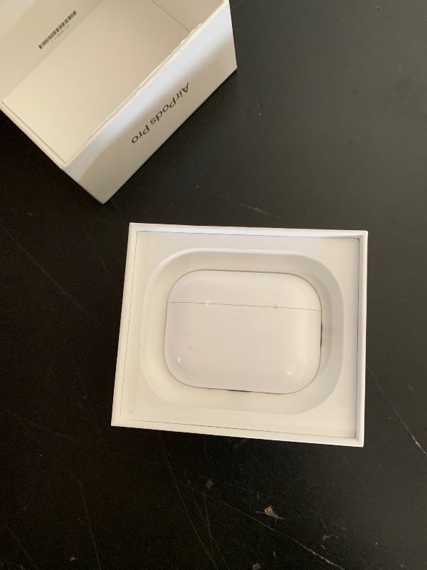 Photo 1 of Apple AirPods Pro 3 Wireless Earbuds, Active Noise Cancellation, Live Translation, Heart Rate Sensing,Hearing Aid Feature,Bluetooth Headphones,Spatial Audio, High-Fidelity Sound, USB-C Charging, White