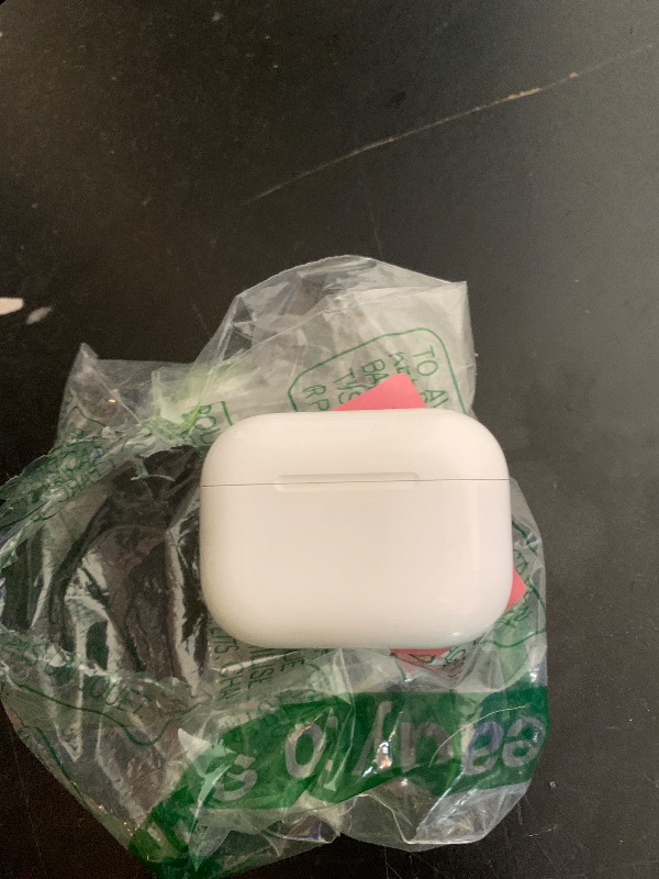 Photo 1 of Apple AirPods Pro 3 Wireless Earbuds, Active Noise Cancellation, Live Translation, Heart Rate Sensing,Hearing Aid Feature,Bluetooth Headphones,Spatial Audio, High-Fidelity Sound, USB-C Charging, White