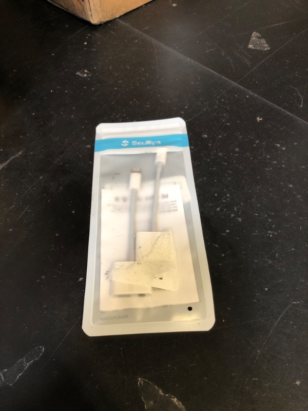 Photo 1 of [Apple MFi Certified] 2-in-1 Charging & Audio Adapter for iPhone, Lightning to 3.5mm Headphone Jack Dongle Splitter, Supports Hi-Res Lossless Sound, Compatible with iPhone 14/13/12/11/XS/XR/8/7 2Pack