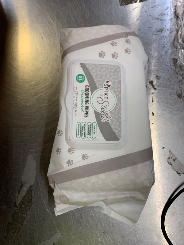 Photo 1 of 110 Pack Pet Grooming Wipes - Large & Extra-Large Sizes - Lavender, Aloe, & Unscented Variations - Hypoallergenic & Extra Durable - Perfect for Dogs & Cats, 8.6"x7.8"