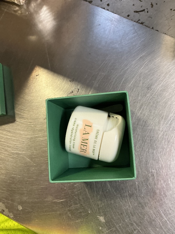 Photo 1 of LA MER | Creme de La Mer, Moisturizing cream 2OZ , white