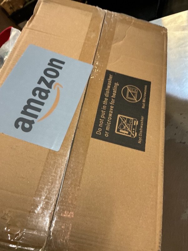 Photo 1 of BESTSTAR 200PCS Black Plastic Plates Set with Gold Rim, 100 10.25 inch Dinner Plates and 100 7.5 inch Dessert Plates, Premium Disposable Plates forfor Party, Wedding, Holiday,And Halloween