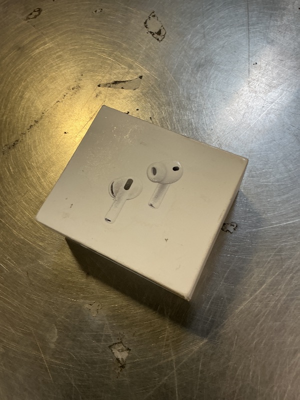 Photo 1 of Apple AirPods Pro 3 Wireless Earbuds, Active Noise Cancellation, Live Translation, Heart Rate Sensing,Hearing Aid Feature,Bluetooth Headphones,Spatial Audio, High-Fidelity Sound, USB-C Charging, White