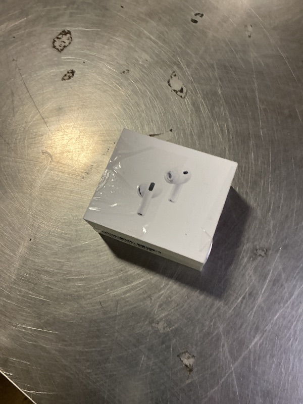 Photo 1 of Apple AirPods Pro 3 Wireless Earbuds, Active Noise Cancellation, Live Translation, Heart Rate Sensing,Hearing Aid Feature,Bluetooth Headphones,Spatial Audio, High-Fidelity Sound, USB-C Charging, White
