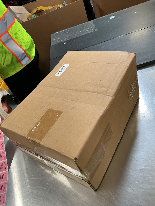 Photo 1 of **DAMAGED** Large Garden Gnome Statue with Guns, Solar Military Army Soldier Guardian Hunter Gnome Garden Decoration Figurine Lights Porch Decor Valentine's Day Men Gift Scale War Combat Guards Patriotic Dwarves