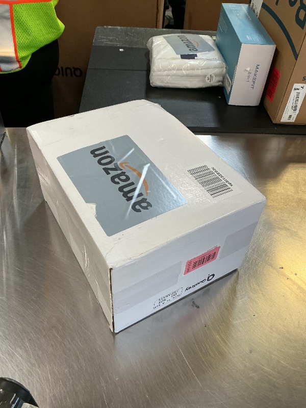 Photo 1 of Qualirey 4 Pack Multi Catch Mice Trap Clear Top Humanized Mouse Trap Rodent for Indoor Outdoor Rat Control Pet and Security (6.3 Inch,Silver)