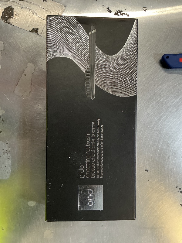 Photo 1 of ghd Glide Smoothing Hot Air Brush - Professional 1.25” Ceramic Brush with Ionizer for Frizz-Free Styling on Dry Hair - 365ºF Safe Heat Technology, Auto Sleep Mode and Tangle-Free Bristles - Black