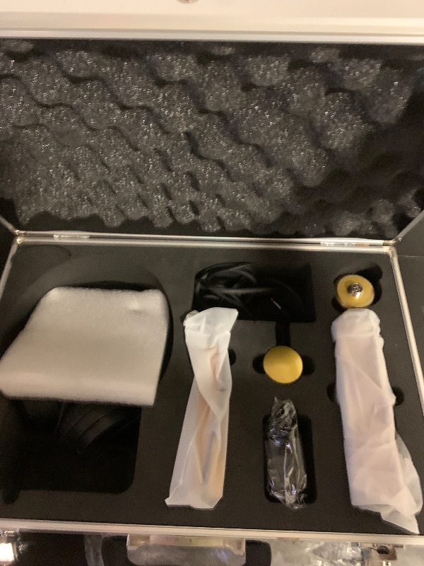 Photo 1 of Underground Water Leak Detector, Water Pipe Leak Detector, Two Size Sensors Precise Positioning, High-Sensitivity Digital Display Leakage Sensor, Carrying Case