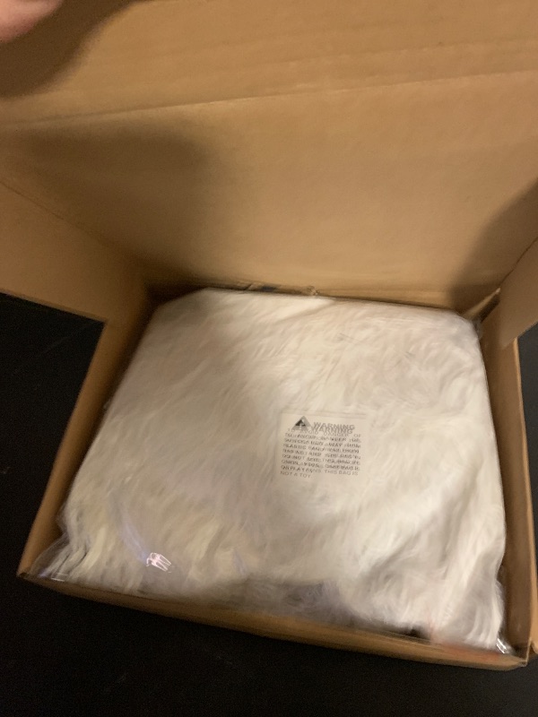 Photo 1 of Soarer White Ostrich Feather Boas – 2yards 9ply Long Boas for Party, DIY Production, Clothing Decoration (9ply-White)