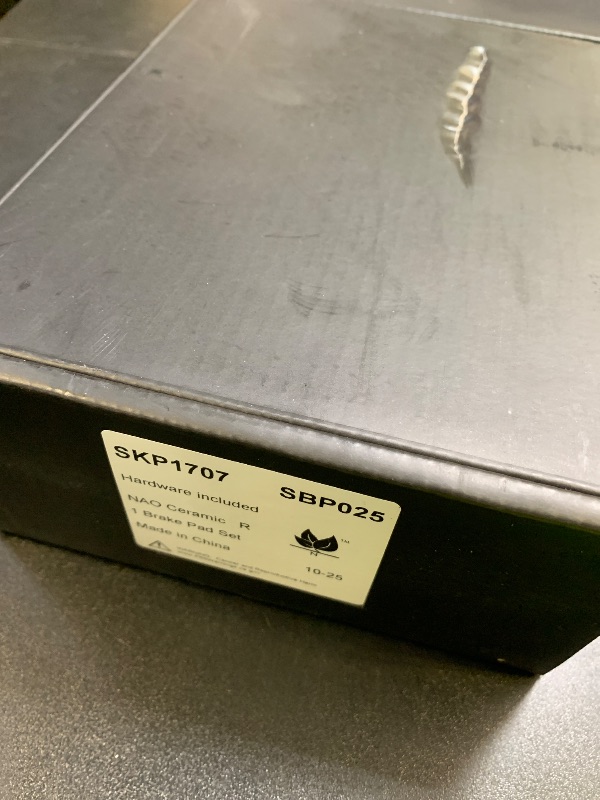 Photo 1 of Front Semi-Metallic & Rear Ceramic Brake Pads for Chevy Silverado 1500 2014-2018, Suburban/Tahoe 15-20, for GMC Sierra 1500 2014-2018, Yukon/Yukon XL 15-20, for Cadillac Escalade/ESV 15-20 8PCS