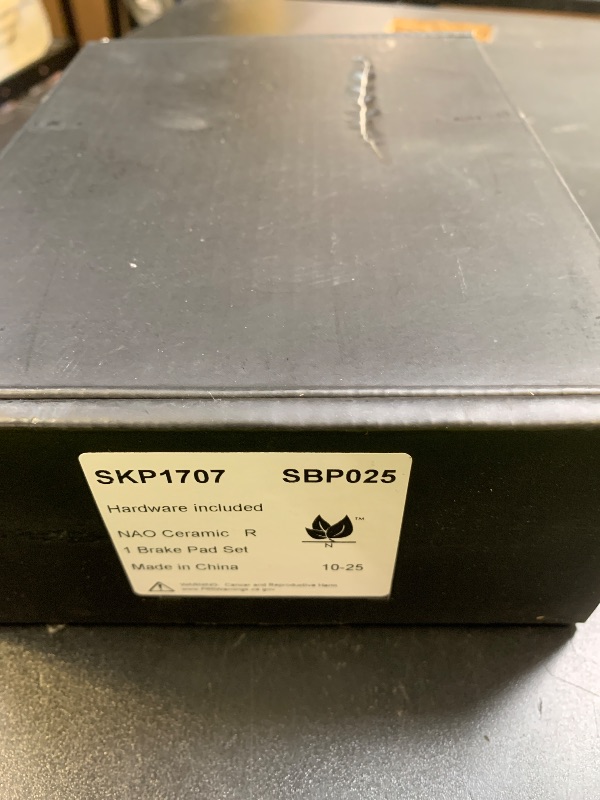 Photo 1 of Front Semi-Metallic & Rear Ceramic Brake Pads for Chevy Silverado 1500 2014-2018, Suburban/Tahoe 15-20, for GMC Sierra 1500 2014-2018, Yukon/Yukon XL 15-20, for Cadillac Escalade/ESV 15-20 8PCS