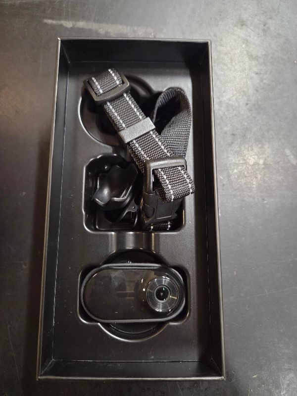 Photo 1 of GO 3S 128 GB TINY PORTABLE VLOGGING CAMERA