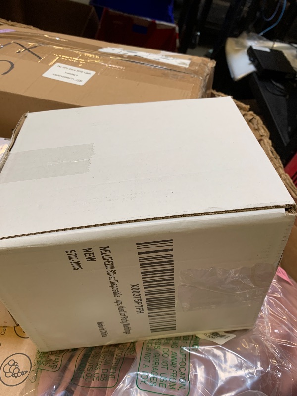 Photo 1 of WELLIFE 200pcs Silver Cups, 9OZ Clear Plastic Cups,Plastic Wine Glasses Disposable,Cocktail Glasses for Party and Weddings