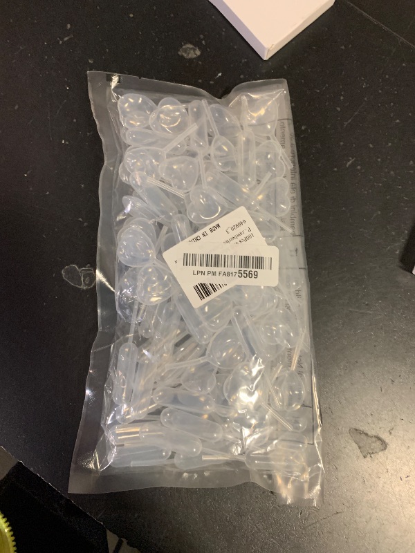 Photo 1 of 100Pcs 4Ml Mini Cupcake Pipettes, 2 Styles Clear Plastic Liquid Dropper, Transfer Liquid Squeeze Dropper Pipettes, Disposable Mini Pipette for Chocolate Strawberries Cupcakes Decoration