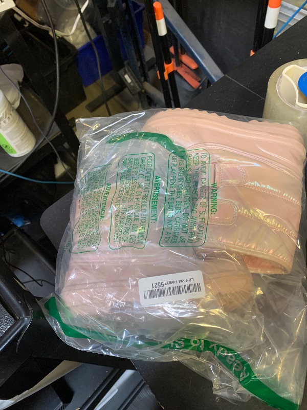 Photo 1 of kids boots
