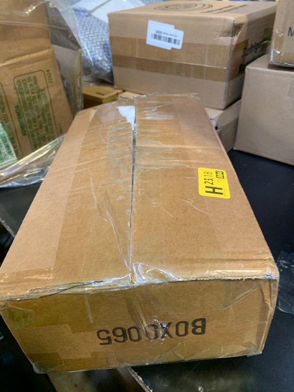 Photo 1 of ColoPlay 20 Bundles Artificial Greenery Boxwood Plants, Fake Plant for Garden Porch, Window Box, Home Wedding, Farmhouse, and Indoor Outdoor Decoration