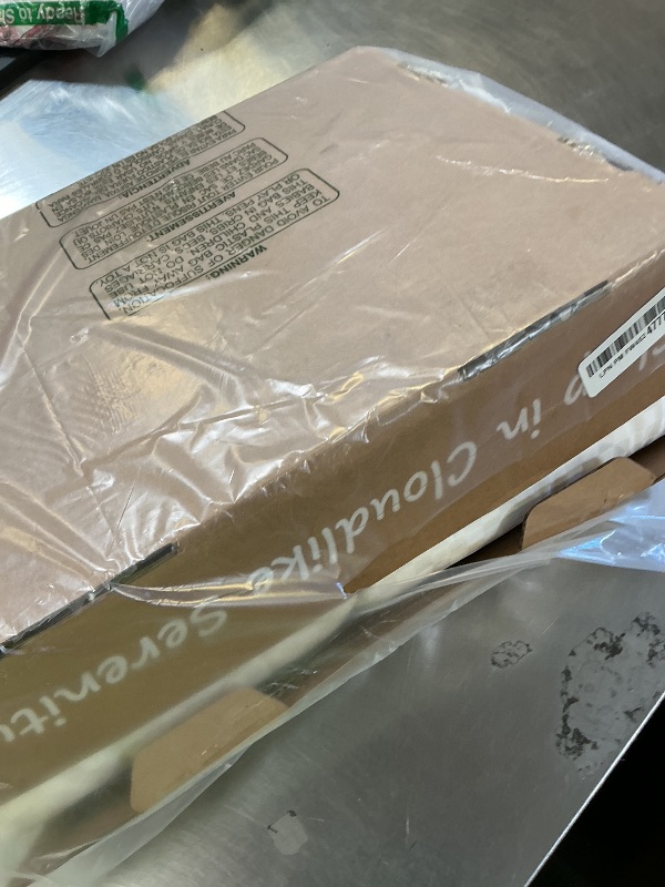 Photo 1 of CUDDLE DREAMS Wool Comforter Duvet Insert, 100% Australian Wool Filling with Soft Noiseless Cotton Shell, Natural Warmth (Lightweight for Summer, King)