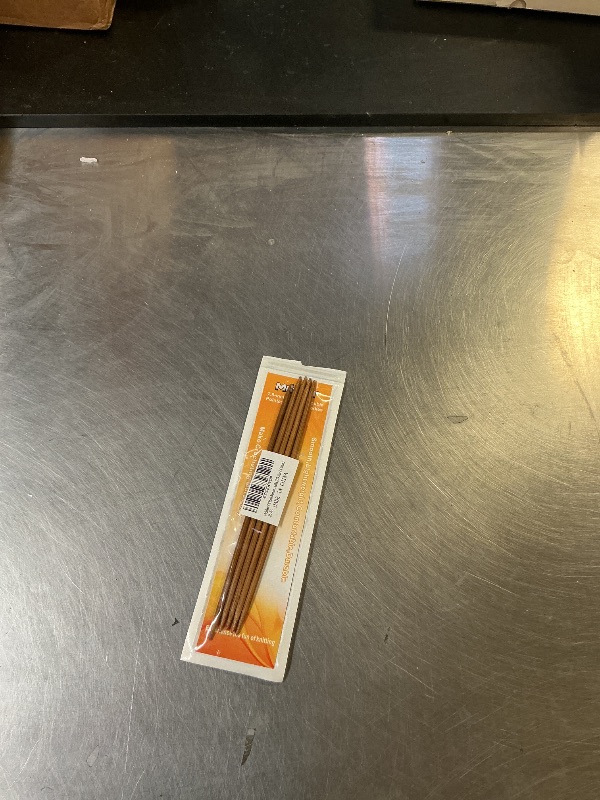 Photo 1 of Mdoker Bamboo Double Pointed Knitting Needles Carbonized Bamboo Knitting Needle 7.9 inch(20cm) Length for Handmade Creative DIY Knitting Yarn Projects,Size US 7(4.5mm)