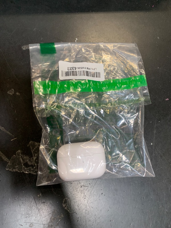 Photo 1 of Wireless Earbuds for iPhone, 5.3 Bluetooth Headphones for Apple Earbuds Wireless, ENC Noise Cancelling 40Hrs Playback in Ear Air Buds Pods HiFi Bass for iPhone 17 16 15/iPad/PC/Laptop/Switch/White