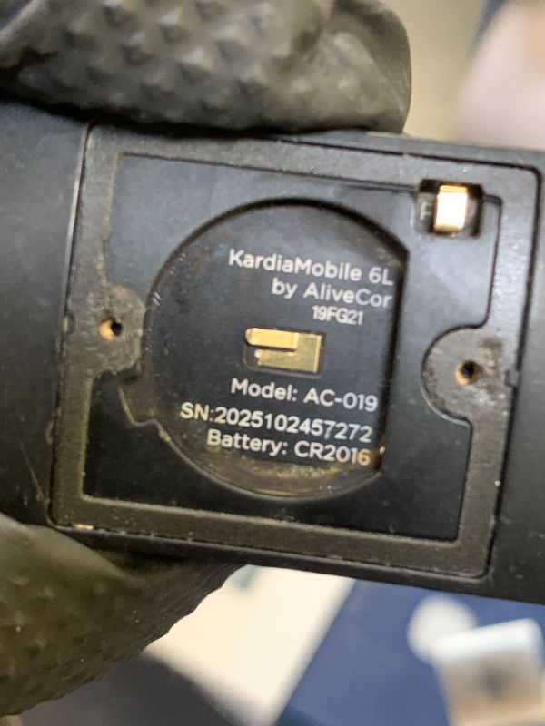 Photo 3 of KardiaMobile 6L EKG Monitor, Medical-Grade, FDA-Cleared Heart Monitor, 6 Views of the Heart, Results in 30 Seconds, Unlimited Recordings, Works with Smartphones, HSA&FSA Eligible, Pocket-Size